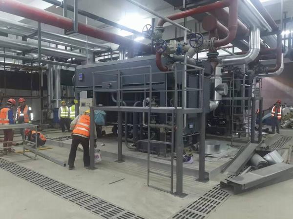 陕煤建设铜煤公司第十六项目部国庆期间加班加点忙生产 团结拼搏保任务