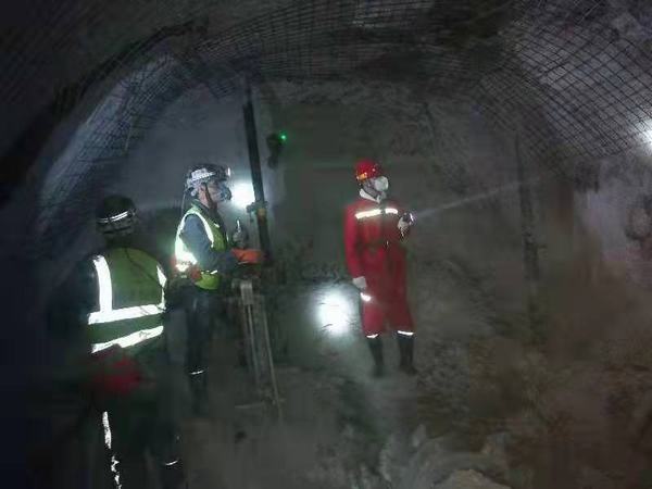 陕煤建设矿建二公司：“白＋黑”检查全面铺开让安全隐患无所遁形