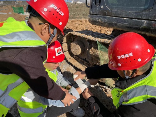 陕煤建设路桥分公司：应急演练“打头阵”，安全防线不松懈