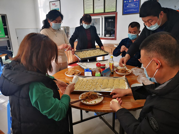 陕煤建设机电安装公司:寒冬里的“暖心”饺子