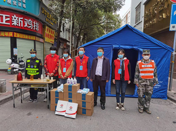 “疫”不容辞 “疫”路有你