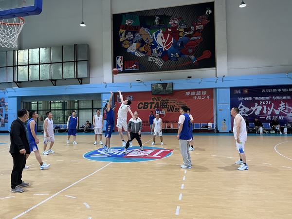 陕煤建设铜煤公司：以球会友，“篮”不住我们的热爱