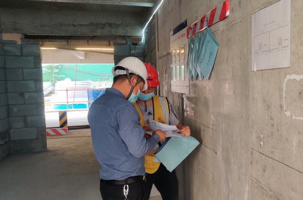 西安市住建局专家组一行莅临韩南韩北城中村改造DK4项目检查指导工作