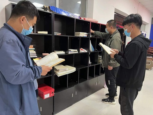 陕煤建设路桥分公司组织开展“世界读书日”主题读书活动