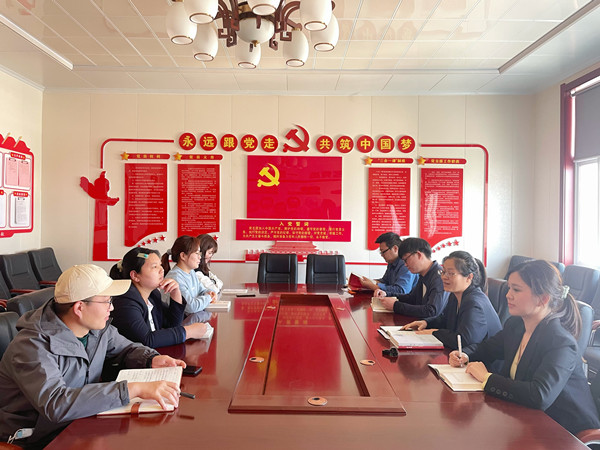 “疫”起读书   点亮人生