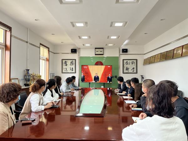 百年征程 吾辈当自强