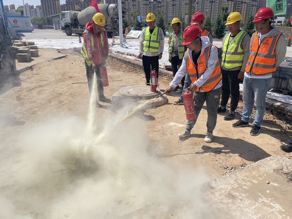 科创新城同慧运动公园项目经理部开展消防应急演练夯实安全基础