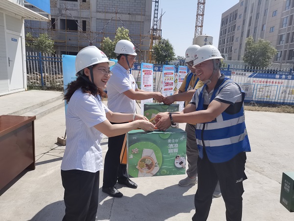 陕煤建设绿宇公司:安全生产与防暑降温“两不误”