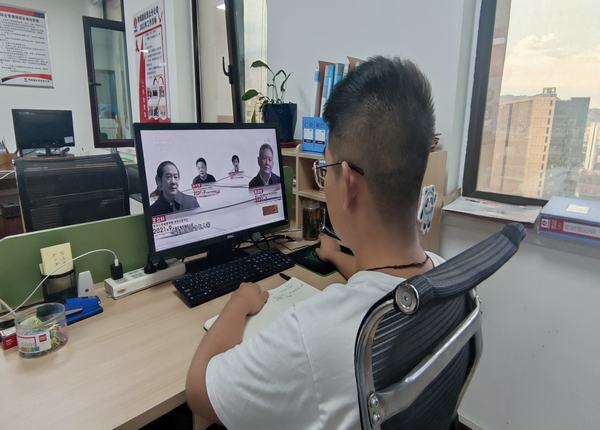 陕煤建设西北分公司开展“筑牢拒腐防变防线,敲响廉洁自律警钟”廉政警示教育活动