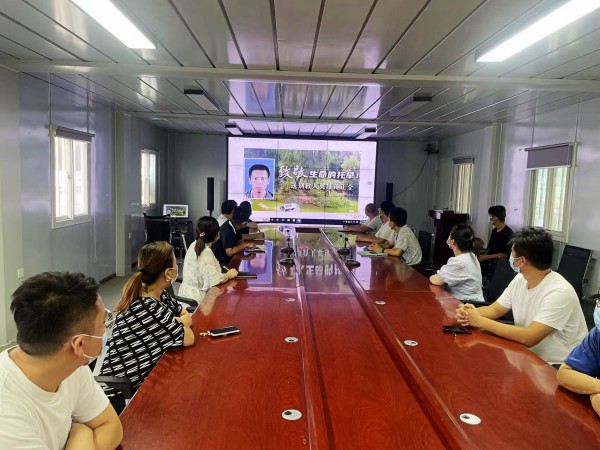 陕煤建设澄合分公司多种形式学习蒋正全先进事迹感悟榜样的力量