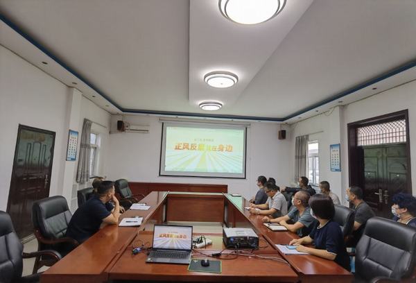 陕煤建设设备租赁中心“五个一”推动纪律教育学习宣传月活动走深走实