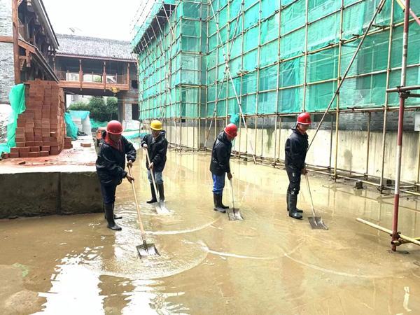 闻“汛”而动未雨绸缪 筑牢安全防范大堤