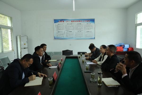 王明智到陕煤建设定点帮扶村开展乡村振兴调研