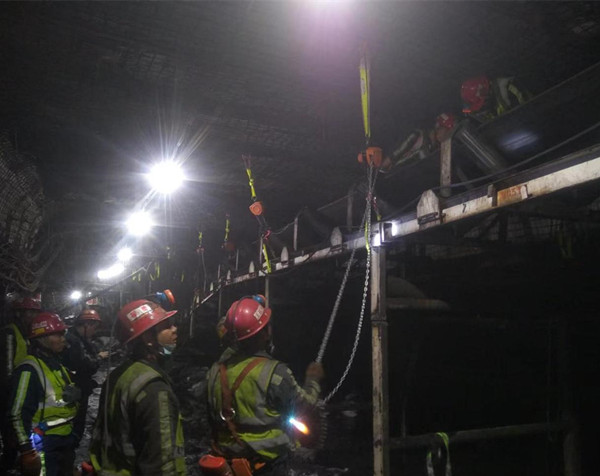 陕煤建设机电安装公司小保当项目部奋战36小时完成改造任务