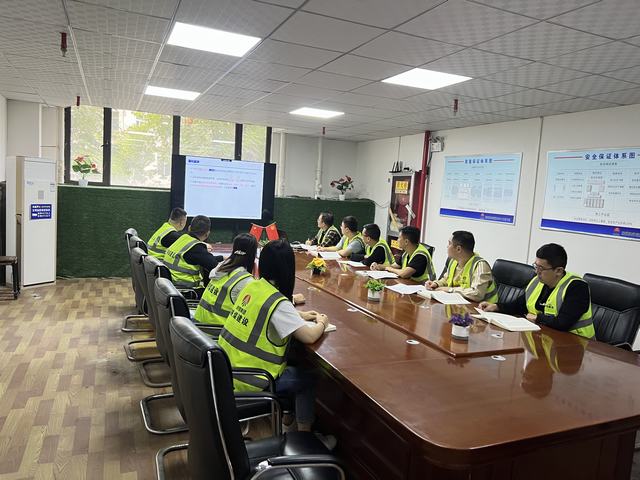 陕煤建设铜煤公司:第十五项目部国庆假期忙“备考” 学习充电“不断线”