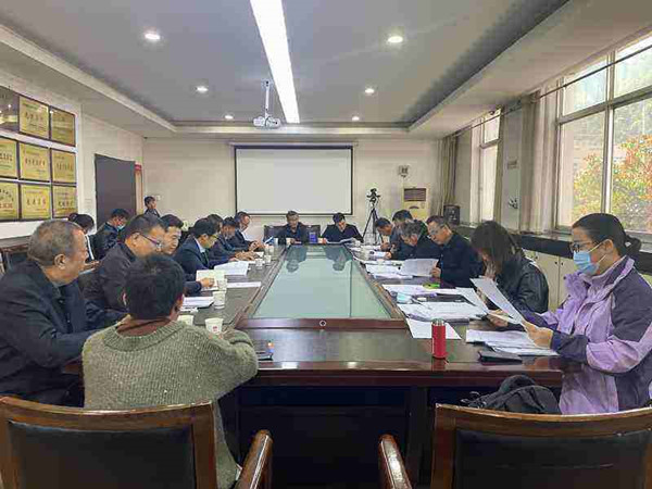 陕煤建设澄合分公司承建的彬长大佛寺新增生产生活设施3#、4#职工宿舍及车库工程顺利通过竣工验收