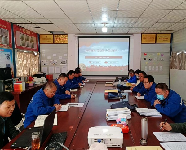 陕煤建设澄合分公司第十二项目部“三个突出”掀起学习贯彻党的二十大精神热潮