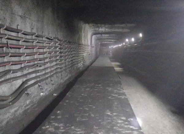 陕煤建设机电安装公司小保当项目部年末检修如火如荼