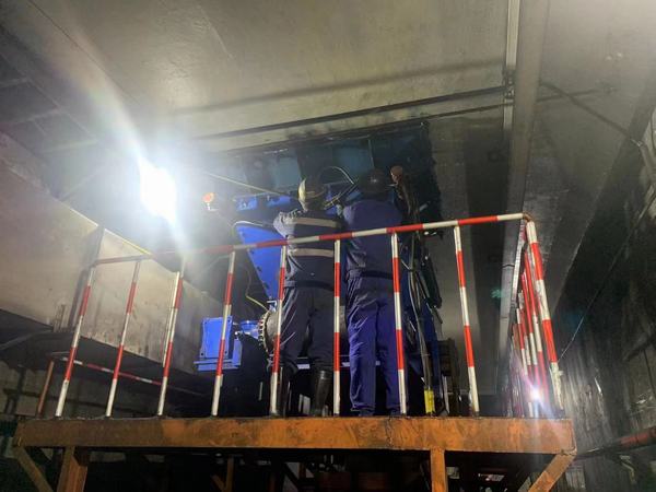 陕煤建设洗选煤运营公司第二项目部：高效完成柠条塔矿业公司胶链带给煤机安装任务