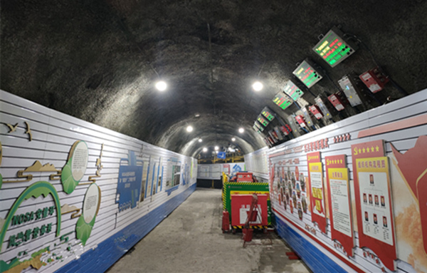 陕煤建设矿建三公司：打造井下巷道“风景线”