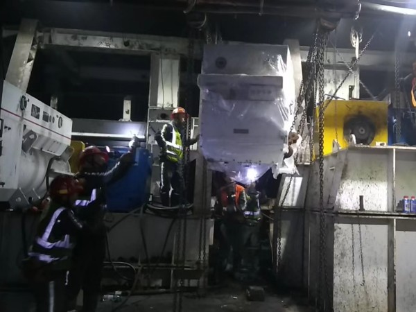 陕煤建设机电安装公司提前2天完成小保当煤矿带式输送机工程