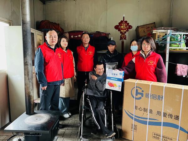 陕煤建设矿建二公司志愿行动暖人心