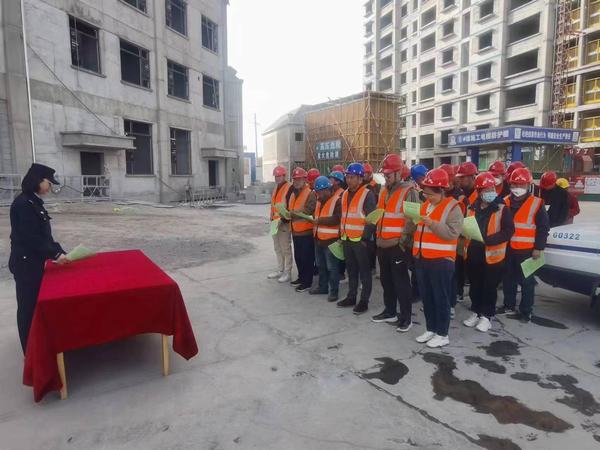 陕煤建设西北分公司：普法讲座进工地，反诈宣传暖人心