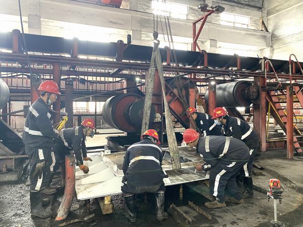 陕煤建设韩城分公司：91小时鏖战张家峁矿驱动装置检修战役