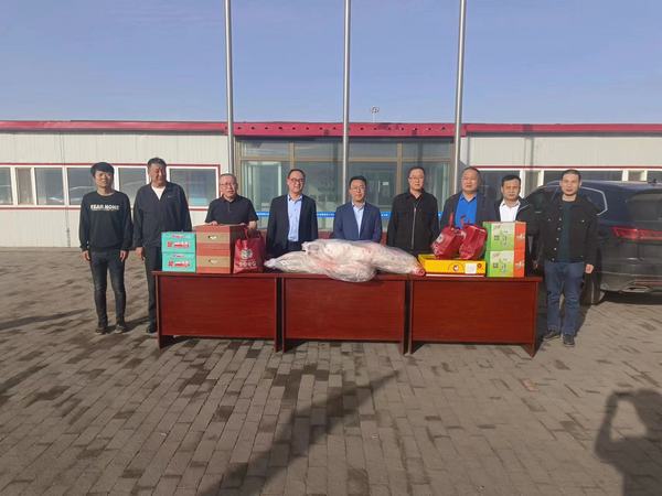 陕煤建设煤矿运营服务分公司:劳动节慰问一线干部职工