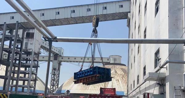 陕煤建设洗选煤运营公司红柳林洗煤厂项目部：“卸旧+换新”勠力同心 完成设备更换任务