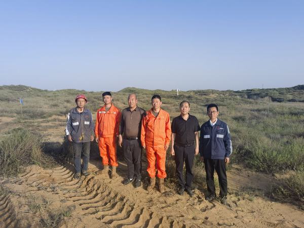 陕煤建设洗选煤运营公司第一项目部积极配合完成 “神舟十六号”整流罩残骸整理倒运工作