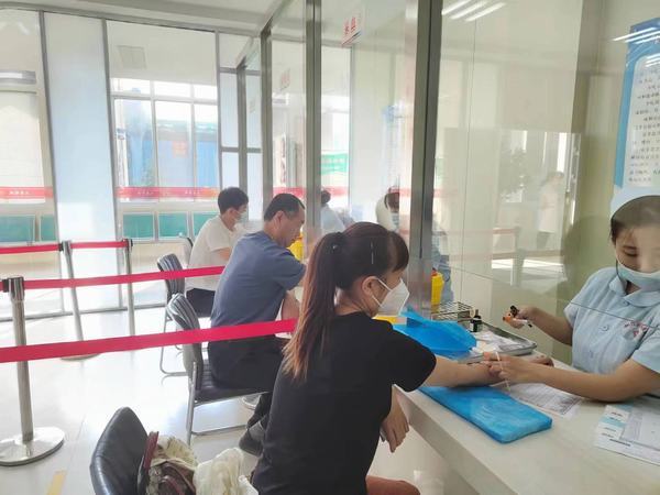 陕煤建设川耀公司：送温暖有温度    让爱之花常开