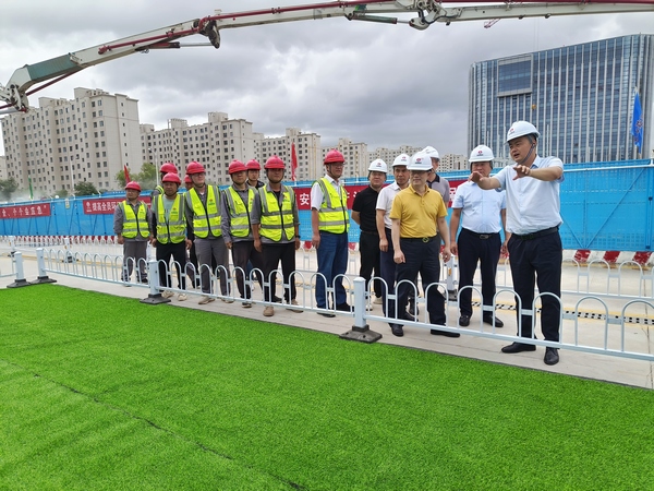 内蒙古国龙新能源开发有限责任公司总经理戈小龙莅临陕煤建设铜煤公司巨灵科研服务中心项目交流指导