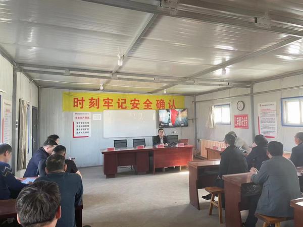 陕煤建设煤矿运营服务分公司：盯小盯细抓好干部监督管理