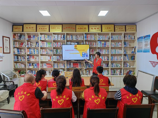 陕煤建设铜煤公司：志愿宣传不停歇 共筑反诈“防火墙”