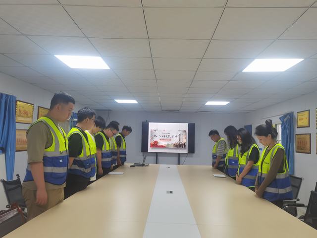 陕煤建设韩城分公司土建二项目部举行“铭记历史，勿忘国耻纪念九一八事变”专题学习会