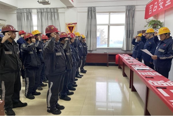 陕煤建设洗选煤运营公司澄合山阳运营项目部:党员身边无事故,遵章守纪立新标