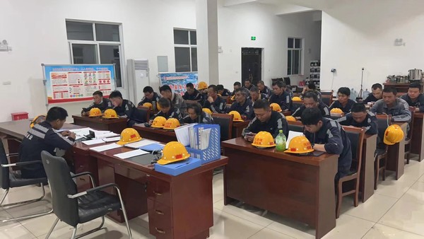 陕煤建设洗选煤运营公司神渭蒲城运营项目部: 从“心”出发 “心理课堂”理顺职工情绪