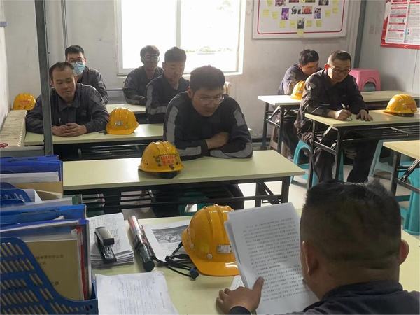 陕煤建设洗选煤运营公司神渭首端运营项目部：三个“常态化” 筑牢安全生产保卫墙