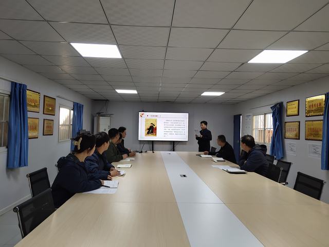 陕煤建设韩城分公司土建二项目部：讲廉洁故事 扬清廉之风