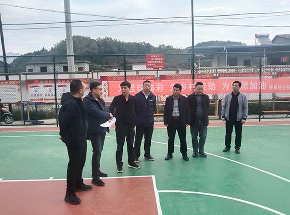 侯本英到定点帮扶汉阴县汉阳镇天池村调研乡村振兴工作