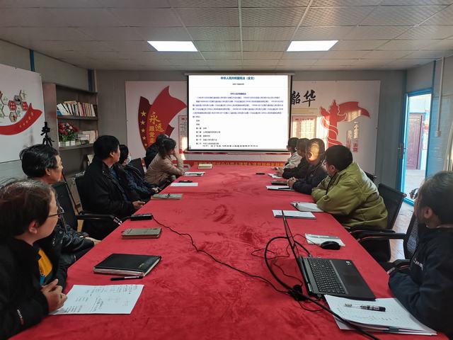 陕煤建设韩城分公司土建九项目部:积极开展“知宪于心 守宪于行”主题系列活动