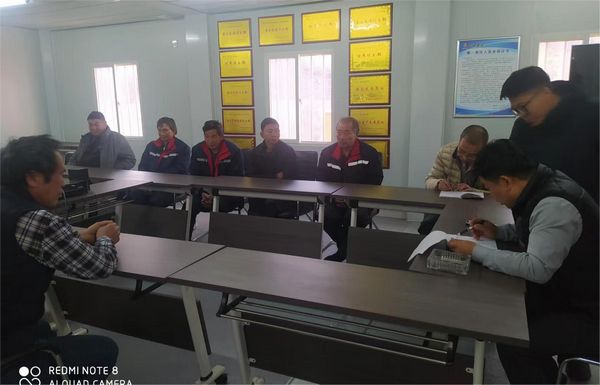 陕煤建设天工公司土建四部：体贴关爱农民工 安“薪”情暖回家路