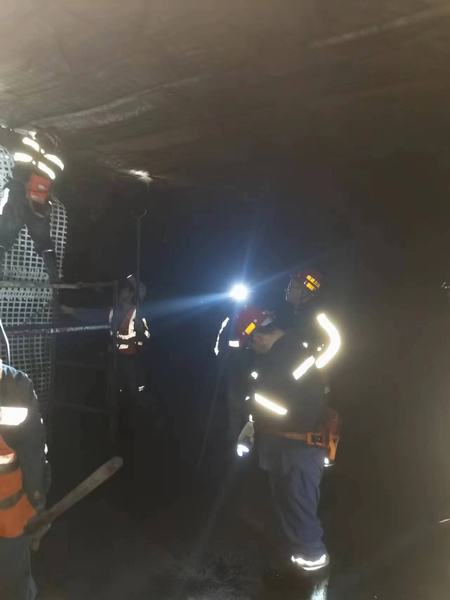 陕煤建设煤矿运营服务分公司:做好后勤保障 积极应对雨雪低温冰冻天气