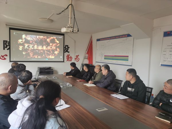 陕煤建设路桥分公司渭南项目部：多措并举绷紧安全弦 筑牢安全“防火墙”