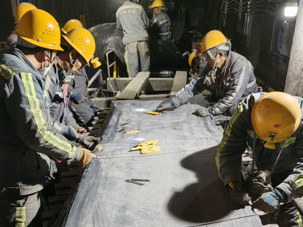 陕煤建设机电安装公司:凝心聚力忙检修,争分夺秒不停歇