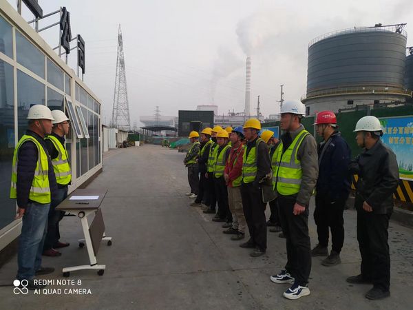 陕煤建设天工公司土建四部:工地上的“师徒俩”这么过“五一”