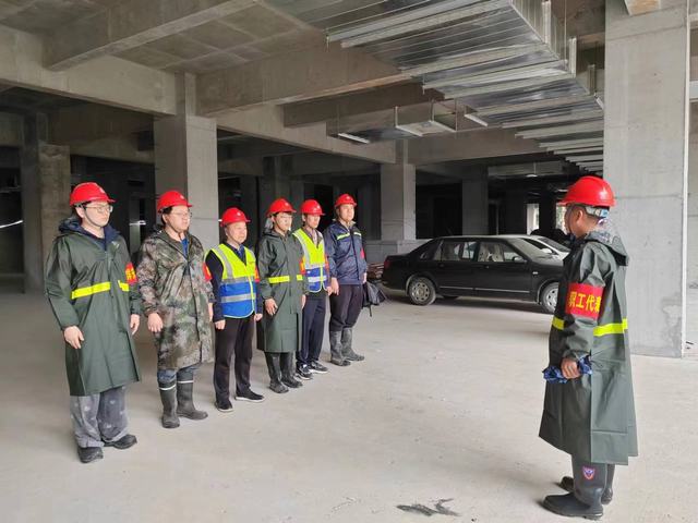 砥砺奋进,青春建功