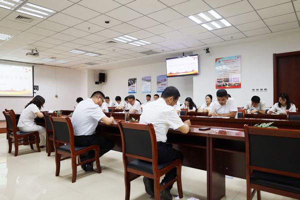 学条例促落实 法治信访入人心