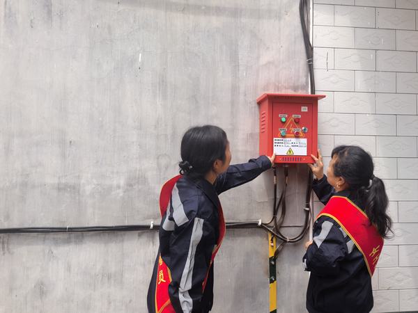 陕煤建设洗选煤运营公司神渭蒲城运营项目部:安全生产“她”力量 巾帼助安守平安